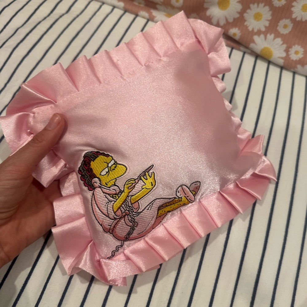 2016 Skinny Dip, Moe Pillow make up bag - Picture 15 of 17